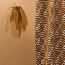 ARIANE – țesătură cu efect satinat și jocuri de contraste: