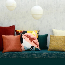 ANTICA – Tapițerie premium cu patină și efect de uzură