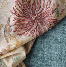 SKETCHBOOK – Perdea romantică din in brodată cu crizanteme delicate