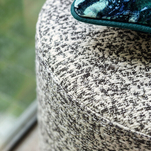 AREZZO – Tapițerie jacquard tip bouclé, în culori naturale