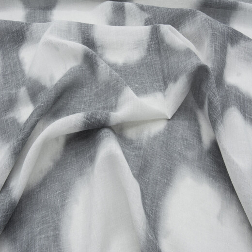 BATIK – Țesătură Dublu Lată Semi-Transparentă Cu Imprimeu Inspirat Din Tehnica Batik