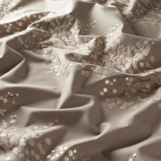 WINTER BLOSSOM – Perdea Rafinată Din Bumbac Și Poliester Cu Broderie Elegantă