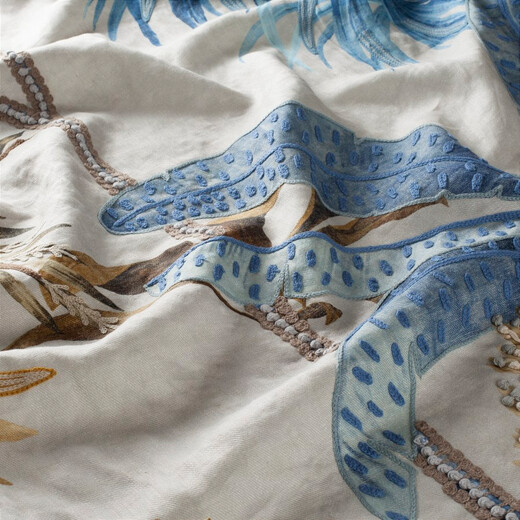 TROPICAL BREAK - Tesatura imprimata si brodata cu motive tropicale