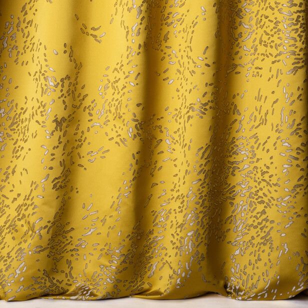 NUÉES – Țesătură satinata cu motive aerate inspirate de nori