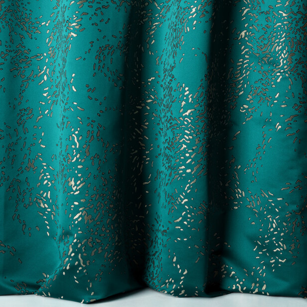 NUÉES – Țesătură satinata cu motive aerate inspirate de nori