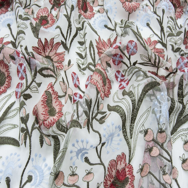 LA PRIMAVERA – Perdea Din Tul Brodat Cu Flori Inspirate Din Botticelli