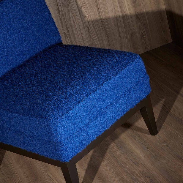AWASSI – țesătură bouclé contemporană din fibre naturale