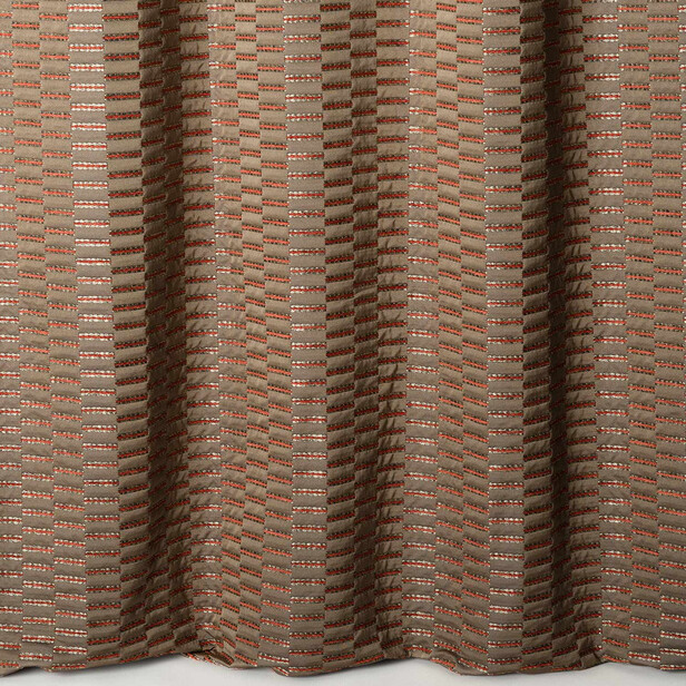 STACCATO – Țesătură satinată Nobilis cu panglici elegante și efect strălucitor