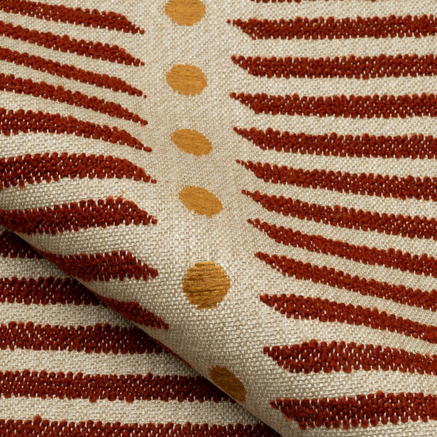 OIA – tapițerie cu aspect artizanal și motive geometrice