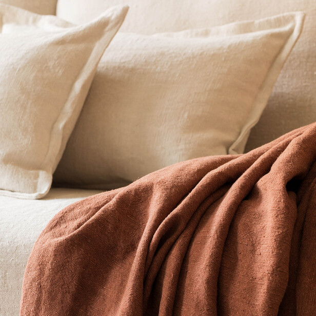 LINNET – Țesătură din in natural pentru draperii și tapițerie