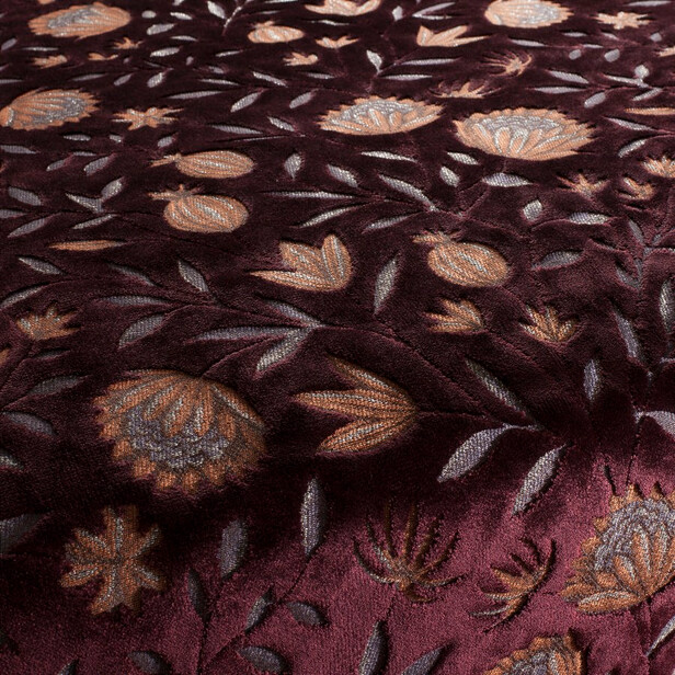 TOMORROWLAND – Tesatura din catifea de lux cu flori și rodii