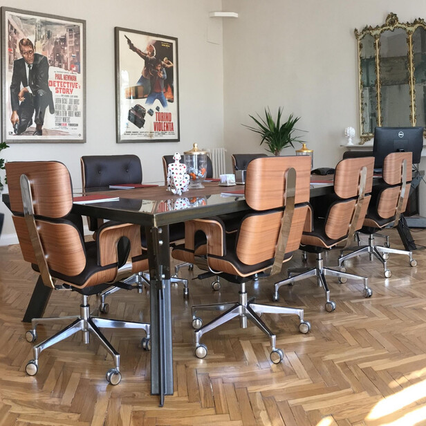 ARMADILLO 2 Scaun pentru birou din piele neagra - design Rainer Bachschmid