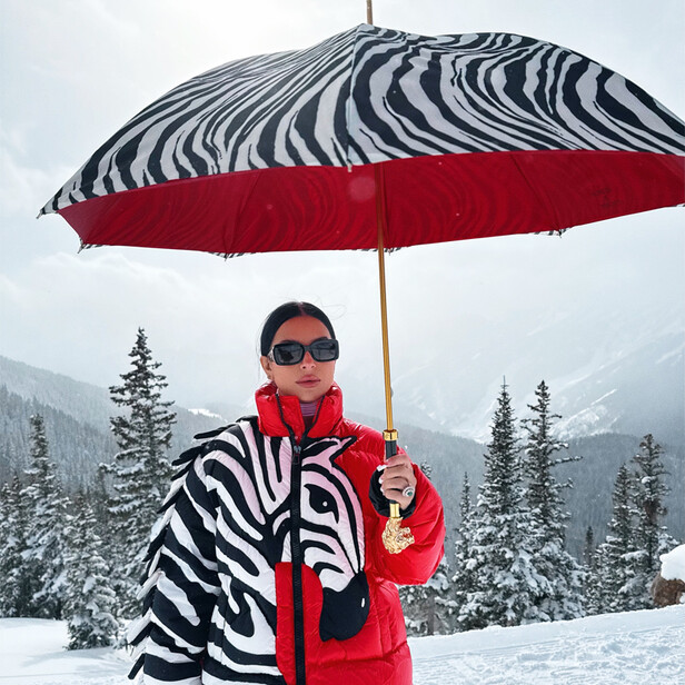 AURETA X PASOTTI – Umbrelă damă Zebra Lion cu imprimeu zebră, interior roșu și mâner decor Leu