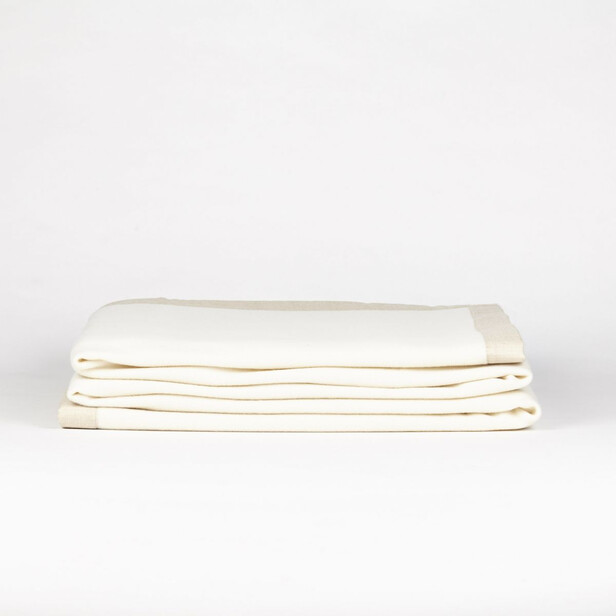 GEISHA Pătură din Cașmir 100% cu Bordură Contrastantă – Lux și Rafinament